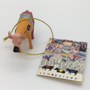 Cow Parade “No. 2 Cow” by Ellen Hanauer